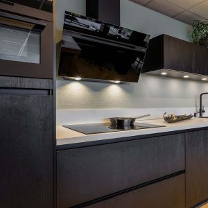 Kleine Keuken Exclusief: Aanbevelingen voor Compacte Afzuigkappen